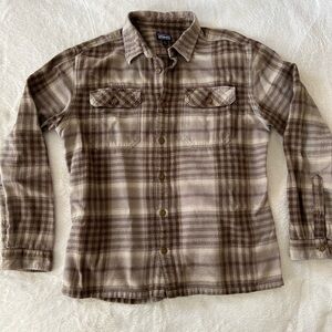 Heavyweight Patagonia Fjord flannel